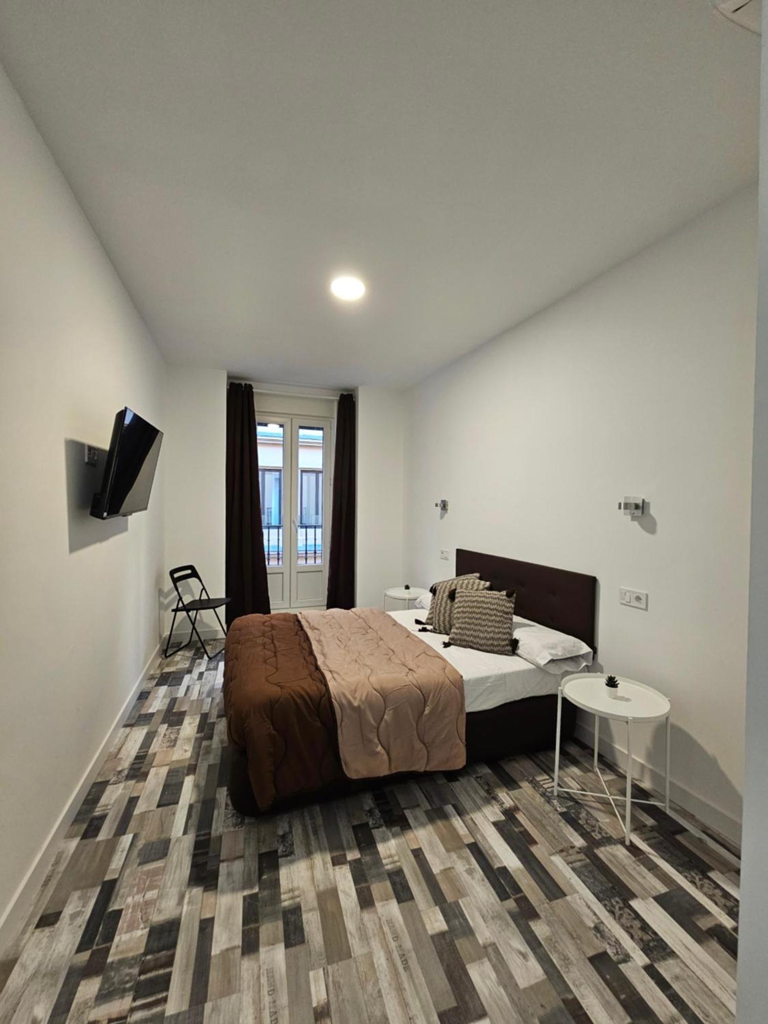 Hostal Andrea Granvia Madrid Buitenkant foto